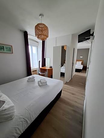 Quadruple Room with Bathroom