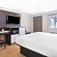 Days Inn & Suites by Wyndham Niagara Falls/Buffalo