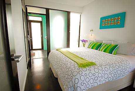 Studio Apartment with Sea View