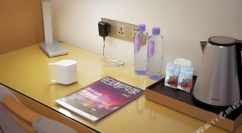 Lavande Hotel Guangzhou Shangxiajiu Pedestrian Street Hualin Temple Metro Station