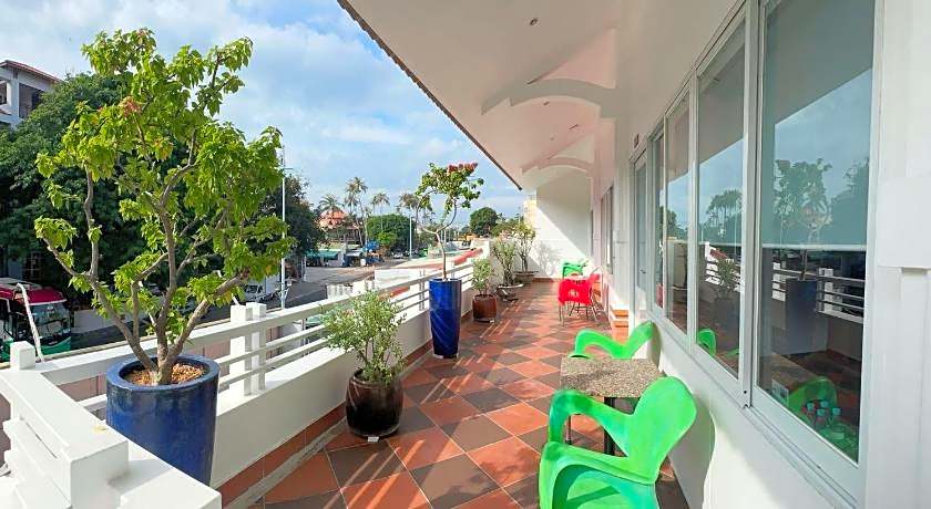 Le Huynh Mui Ne Hotel