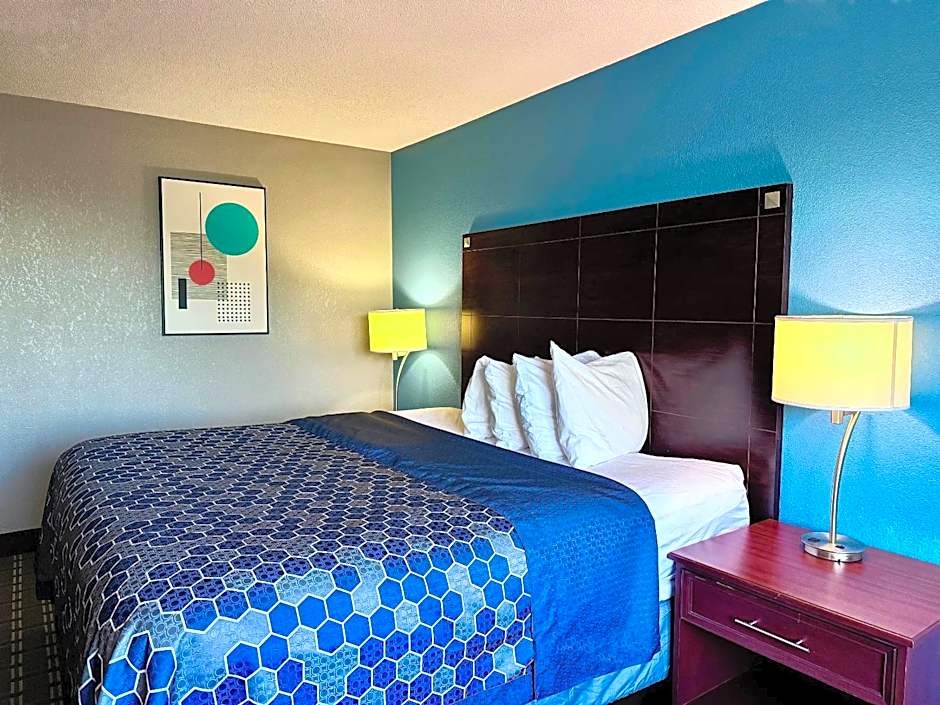 American Inn Cedar Rapids South