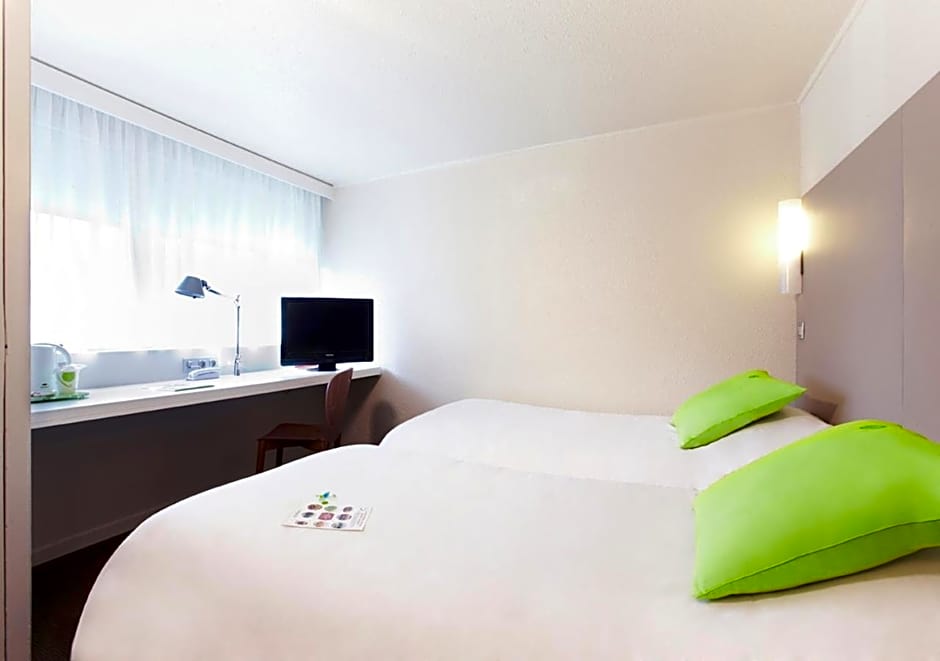 Campanile Caen Est - Mondeville