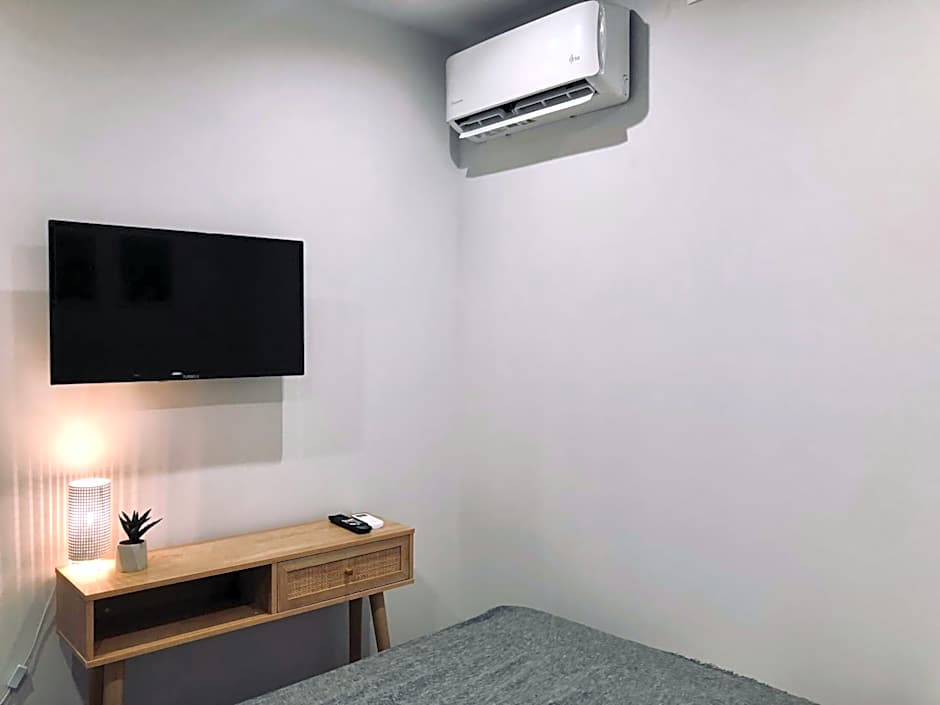 Navitas House Athens – Athens, NY
