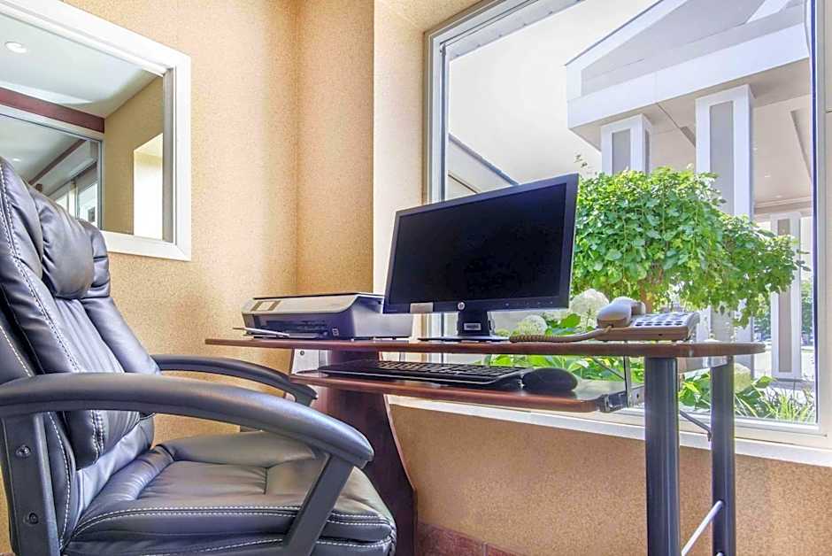 Comfort Inn & Suites Collingwood