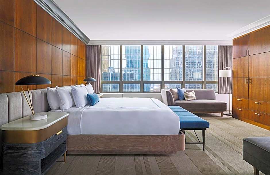 The Marquette Hotel, Curio Collection by Hilton