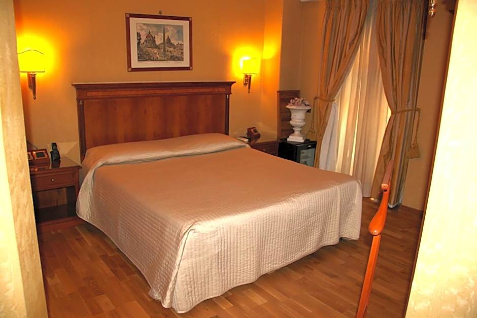 Luxury Rooms H 2000 Roma
