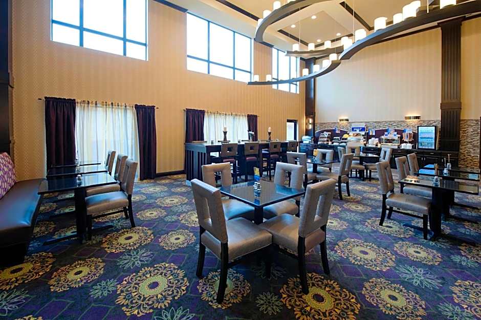 Holiday Inn Express Hotel & Suites Clearfield By IHG