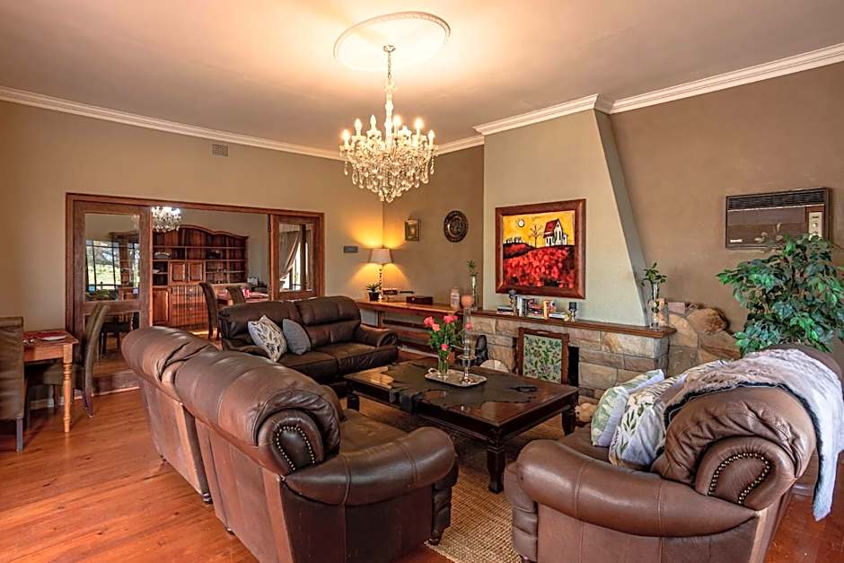 Mooiplaas Guesthouse