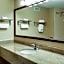 Days Inn & Suites by Wyndham Johnson City