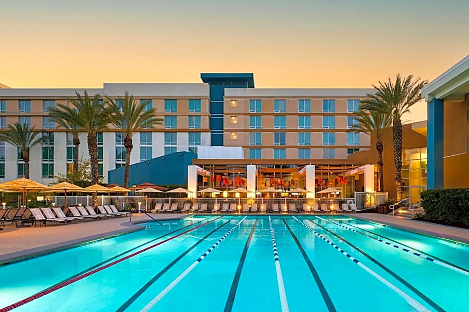 Renaissance ClubSport Aliso Viejo Laguna Beach Hotel
