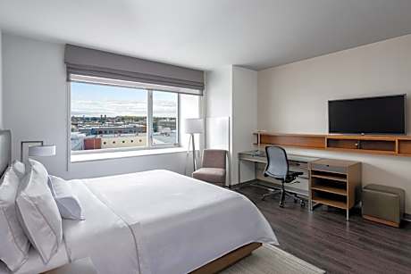 Guest Room, 1 King