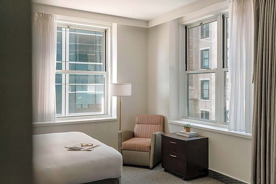 Club Quarters Hotel in Boston