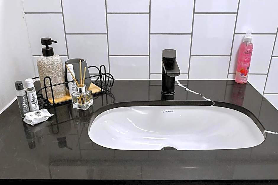 BGS Luxury -Two-bed -Nine Palms