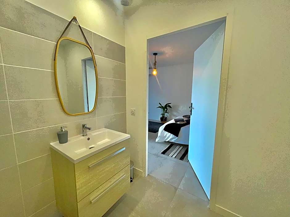 APPART'ICI 2 - Spacieux studio