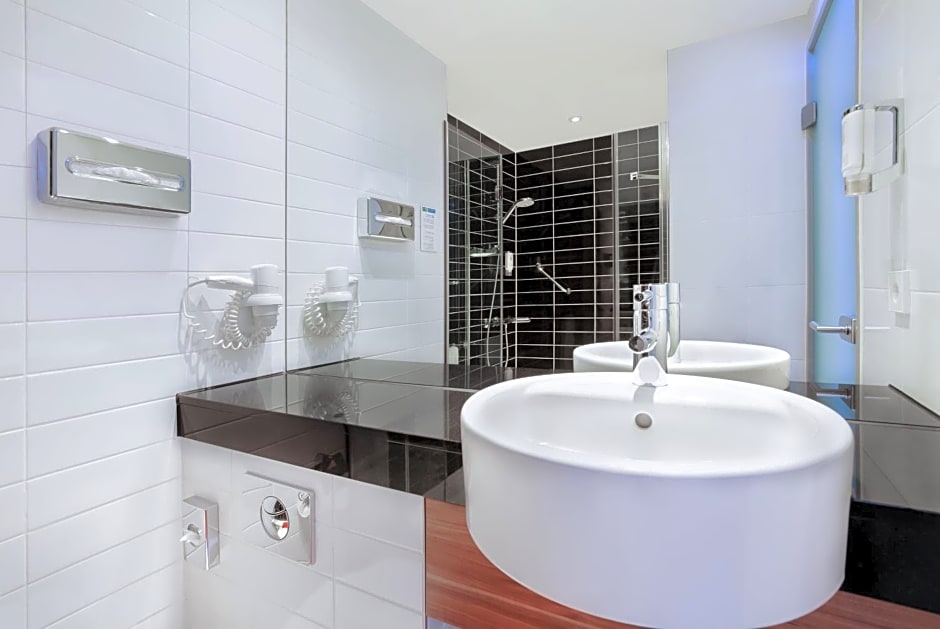 Holiday Inn Express Augsburg By IHG