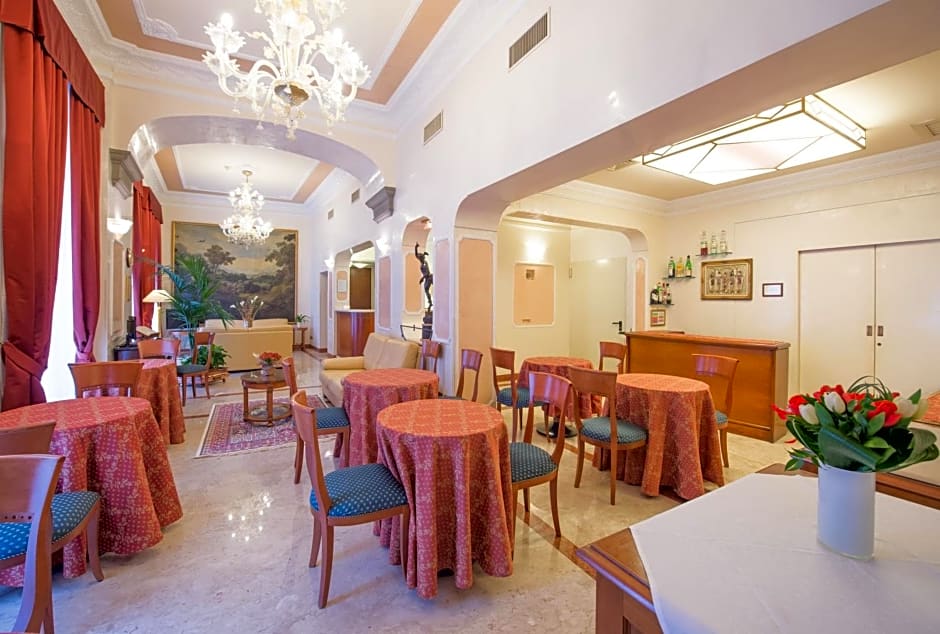Strozzi Palace Hotel