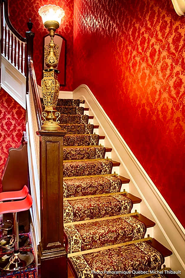 Le Chateau de Pierre - Par Aneyro