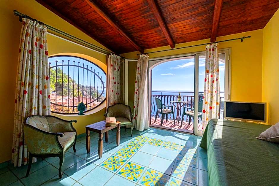 Mendolia Beach Hotel