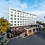 Van Phat Riverside Hotel