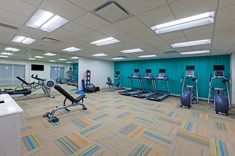 Holiday Inn Express & Suites Tulsa South - Woodland Hills By IHG