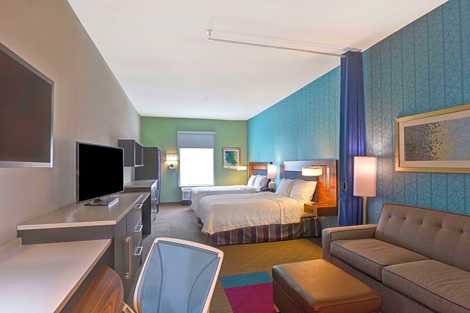 Photo 1 of 12 of Studio 2 Queen Beds, Accessible, Bathtub