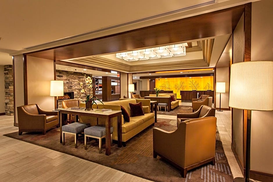 DoubleTree By Hilton Pittsburgh-Green Tree