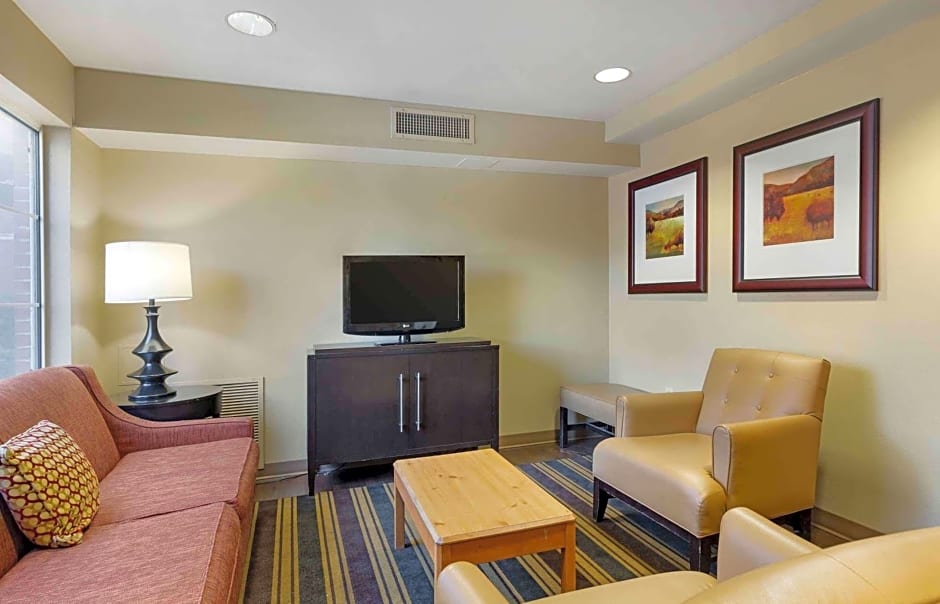 Extended Stay America Suites - Boston - Waltham - 32 4th Ave.