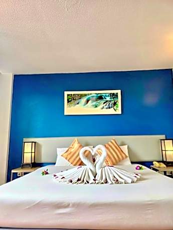 Standard Double or Twin Room with City View