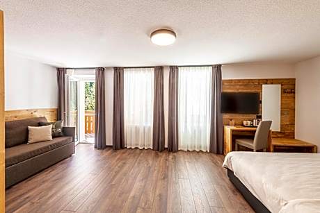 Deluxe Junior Suite
