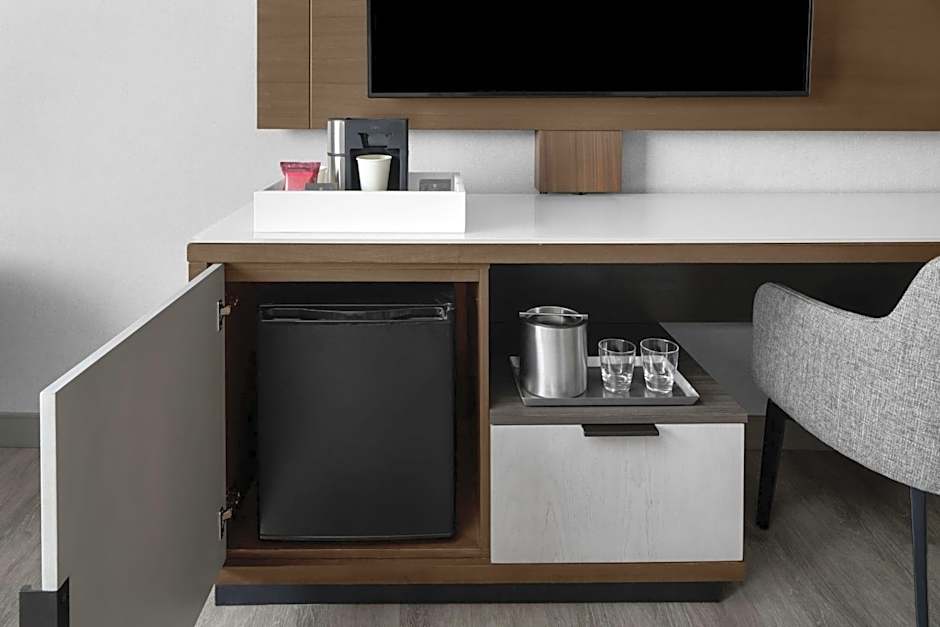 AC Hotel by Marriott Arlington National Landing