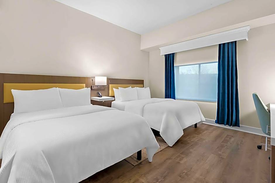 Latitude Suites Tinton Falls Eatontown - BW Premier Collection