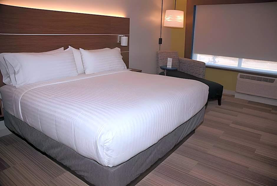 Holiday Inn Express Hotel & Suites Decatur By IHG
