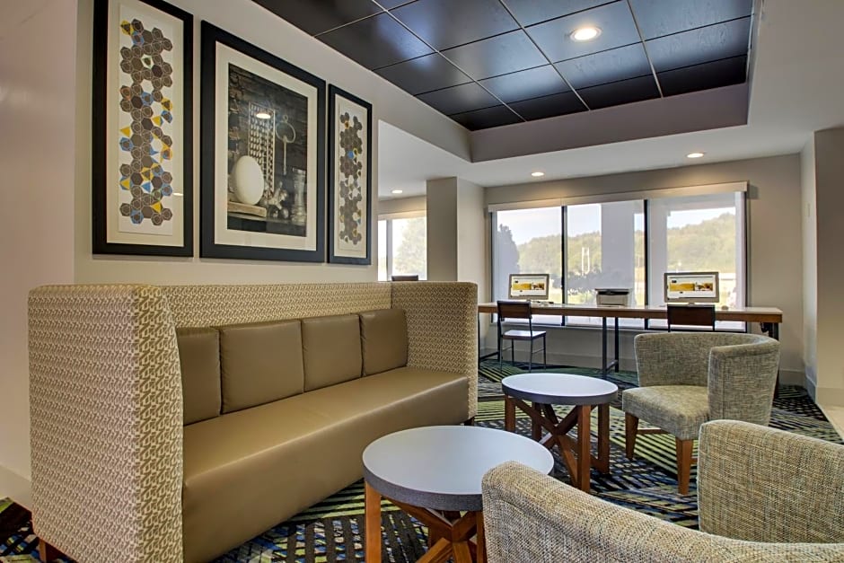 Holiday Inn Express Horse Cave By IHG