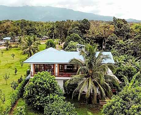 Paruparong Bughaw Ecofarm Resort