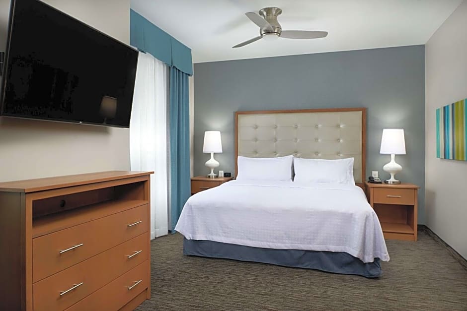 Homewood Suites by Hilton Cincinnati-Midtown, OH