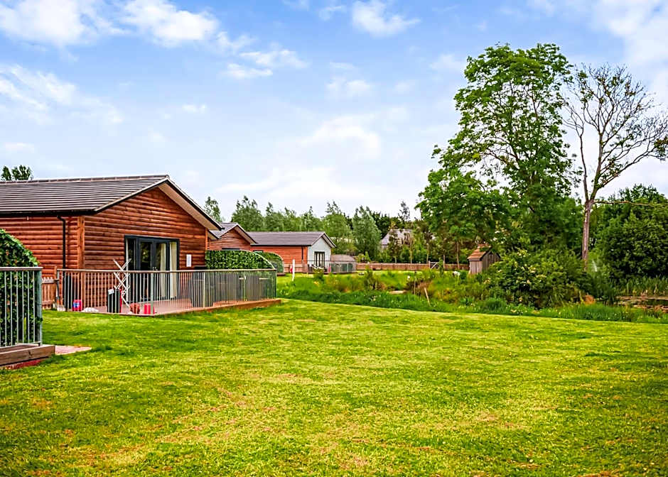 Flaxton Meadows Luxury Lodges