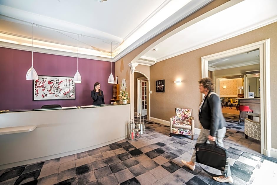 The Originals Boutique, Hotel Normandie, Auxerre Room Service assure!