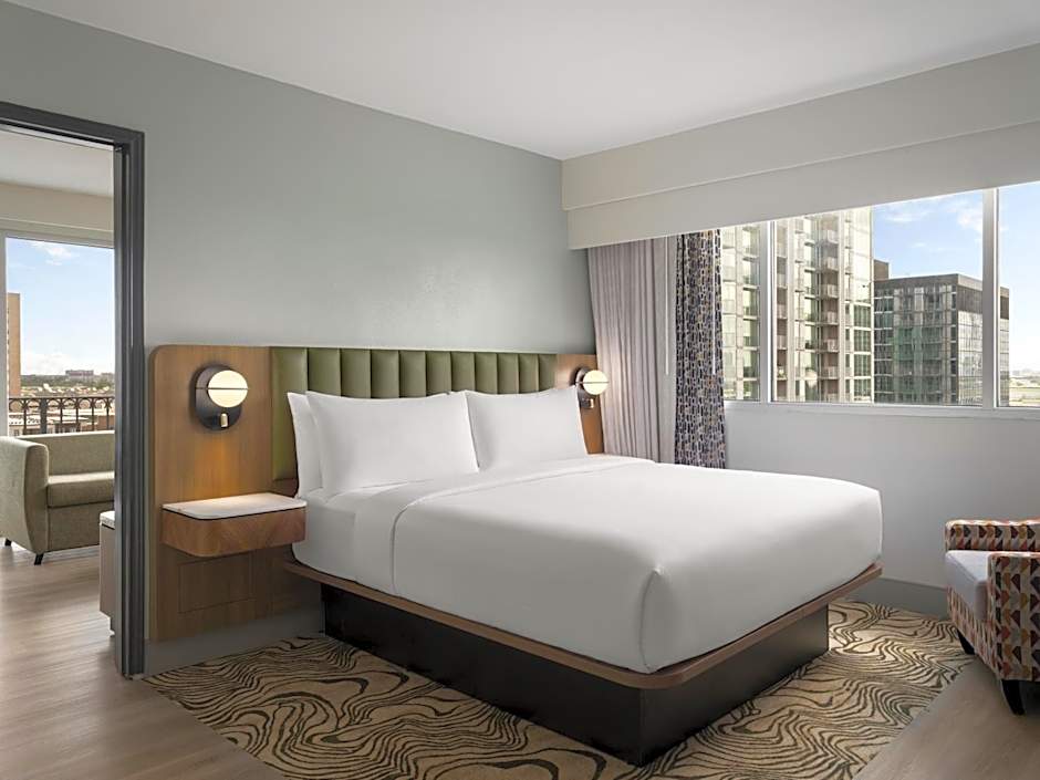 Fairfield by Marriott Inn & Suites Houston Downtown