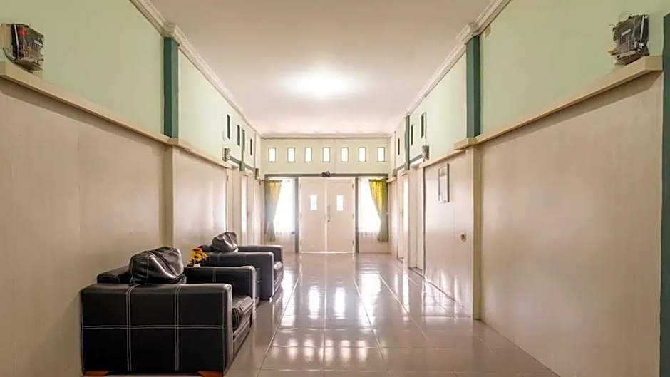 Photo 1 of 23 of CATHALEYA RESIDENCE