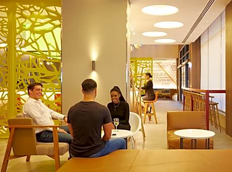 Holiday Inn Express Sydney Macquarie Park By IHG