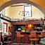 Fourways Inn