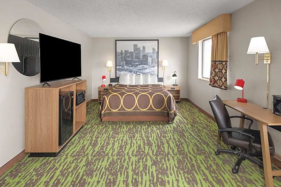 Photo 1 of 9 of 1 King Bed Suite