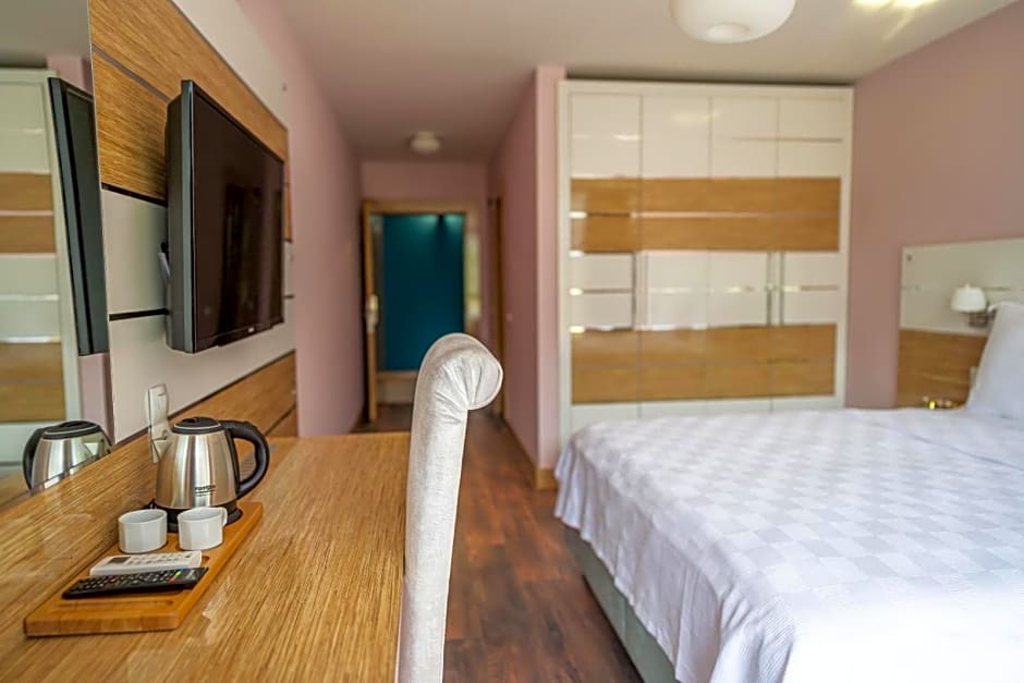 TOK EPİK HOTEL
