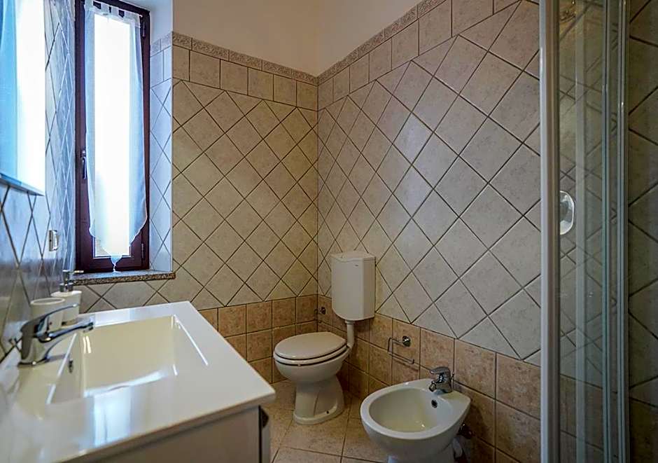 Pgs Immobiliare srls Duilio 01 Moderno trilocale in centro storico La Maddalena