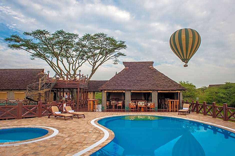 Lake Ndutu Luxury Tented Lodge