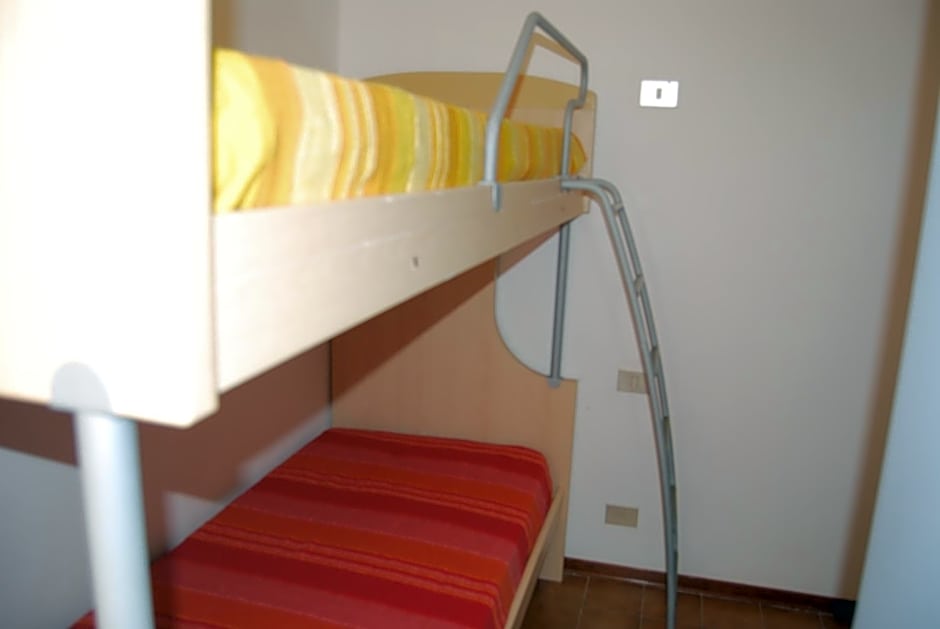 Welcoming apartment with balcony near the beach