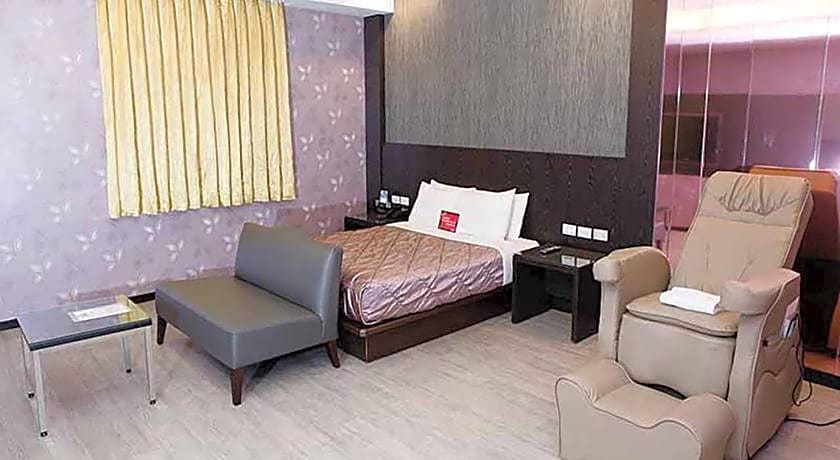 Midi Motel Ping Tung Branch