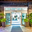 Holiday Inn Express & Suites Panama City Beach - Beachfront By IHG