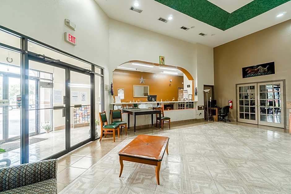 Lone Star Inn & Suites by OYO Harlingen TX